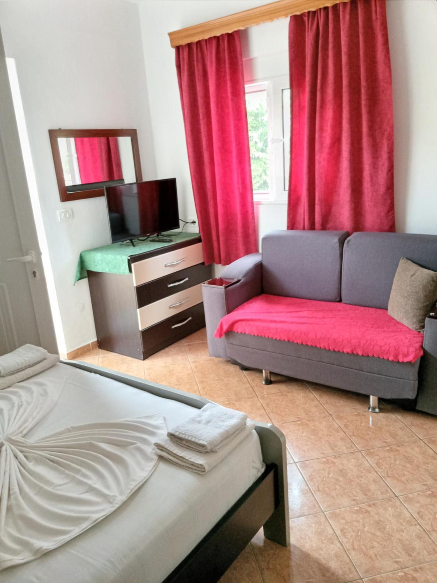 Zogaj Guesthouse Ksamil Værelse billede
